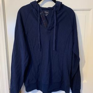 LL Bean Slightly Fitted Men's Pullover Size Small